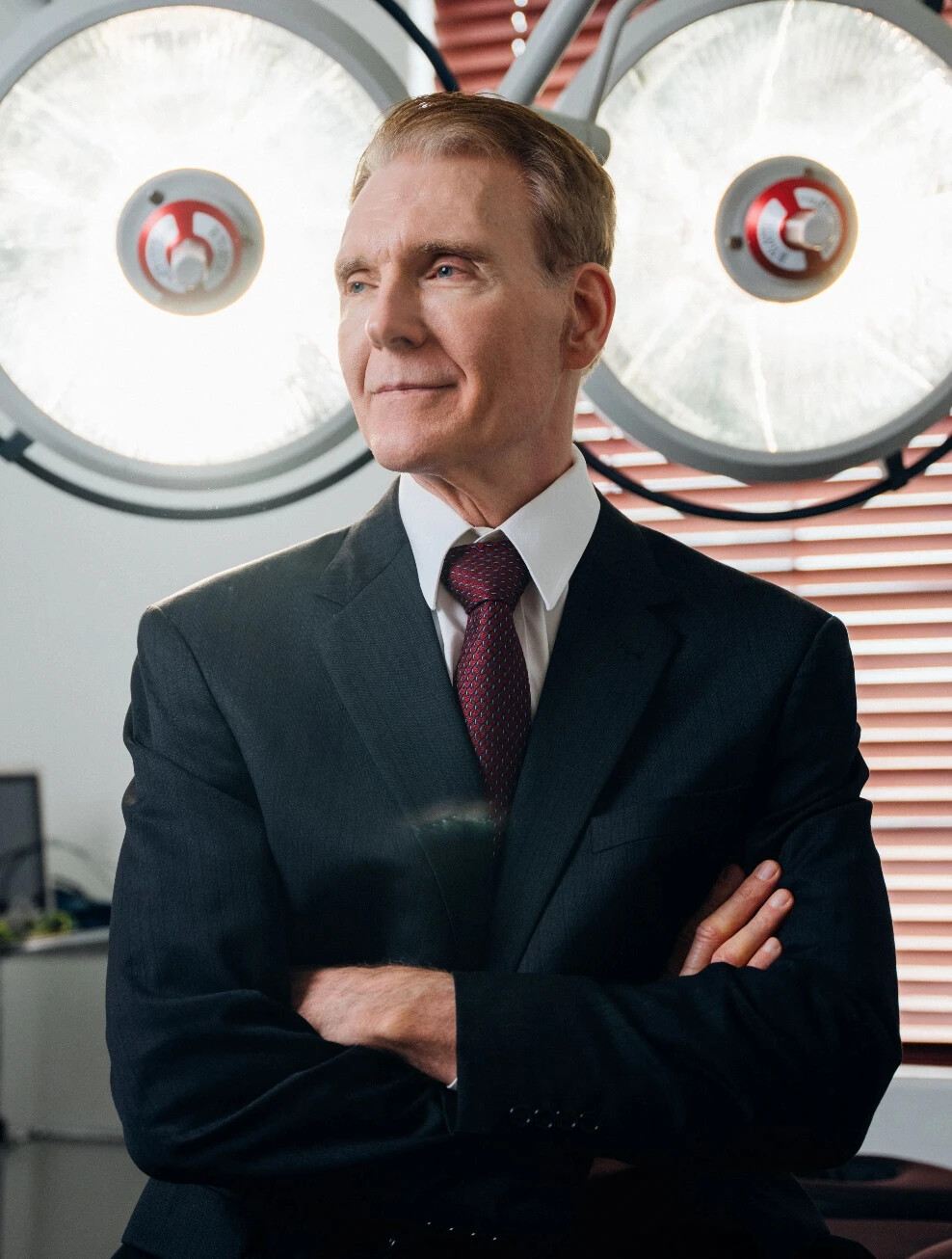 Christopher Hankins, MD, plastic surgeon